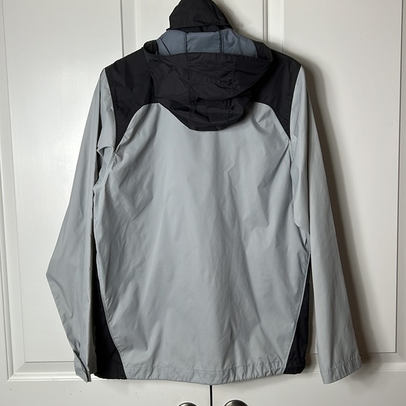 Columbia packable windbreaker S - Picture 4 of 8